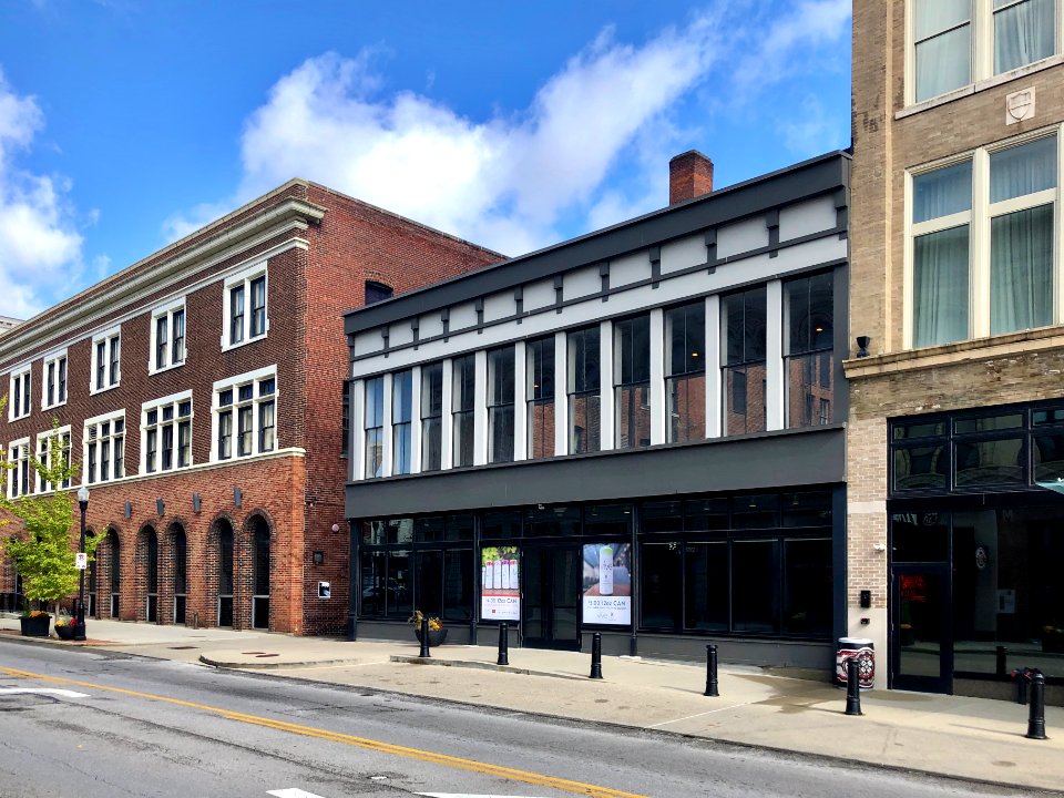 Hotel Covington Courtyard Storefront, Covington, KY 
