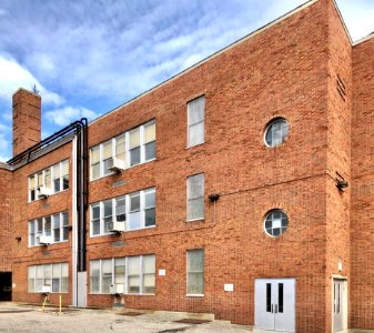 Two Rivers Building (1st District Public School), Covingto… 