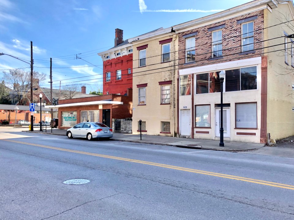 Madison Avenue, Covington, KY 
