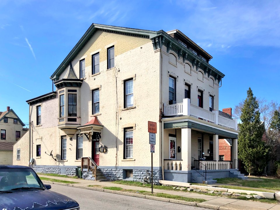 Madison Avenue, Covington, KY 