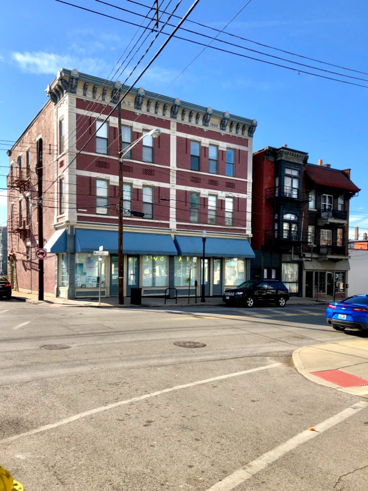 Madison Avenue, Covington, KY 
