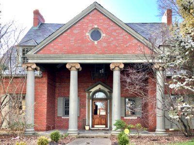 Madison Avenue, Covington, KY 