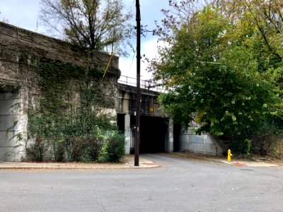 Pershing Avenue Underpass, Mutter Gottes, Covington, KY 