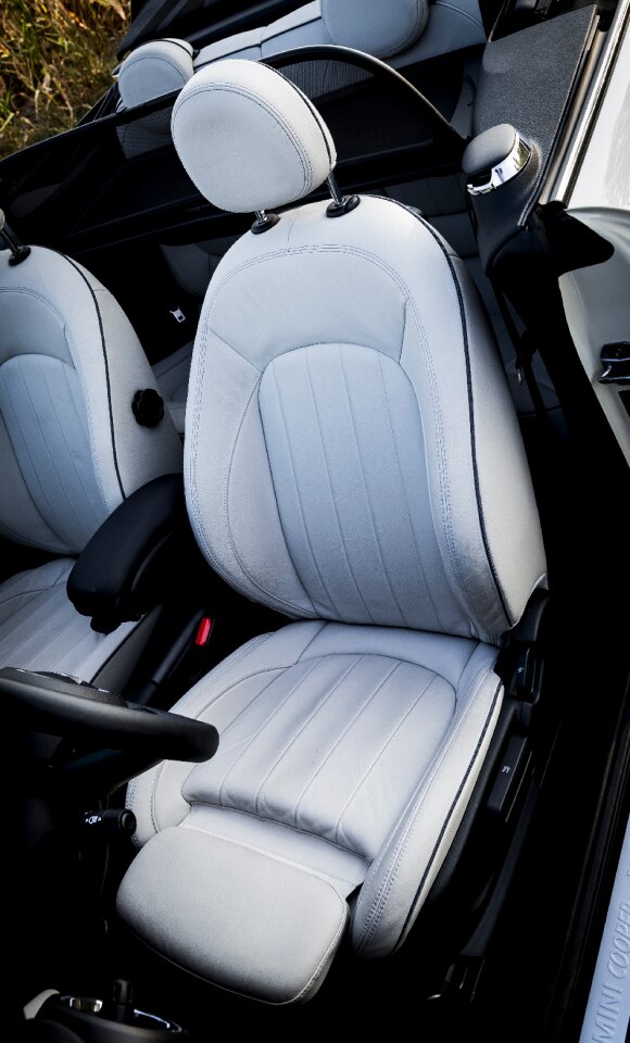 Auto pariking inside