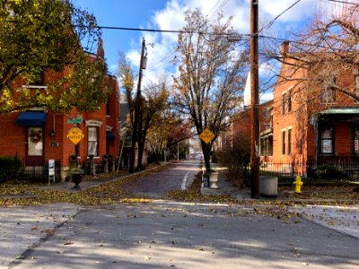 Russell Street and Covington Avenue, Mutter Gottes, Coving… 