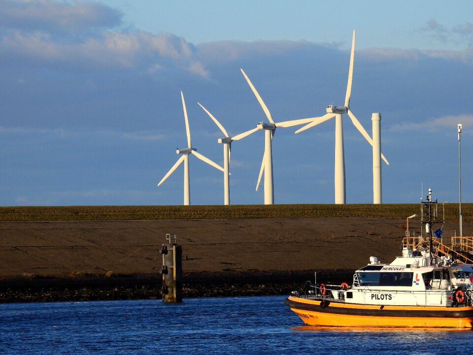 Channel port north sea