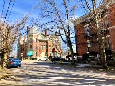 Covington Ladies Home (The Victorian at Riverside), Lickin… 