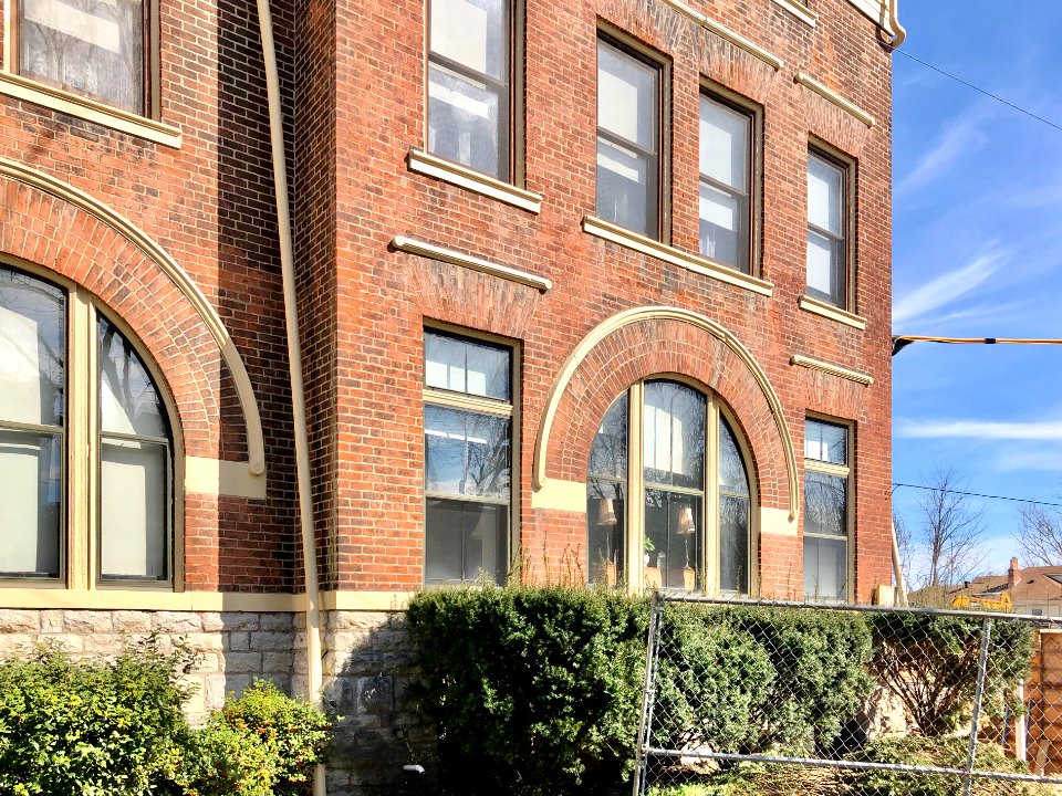 Covington Ladies Home (The Victorian at Riverside), Lickin… 