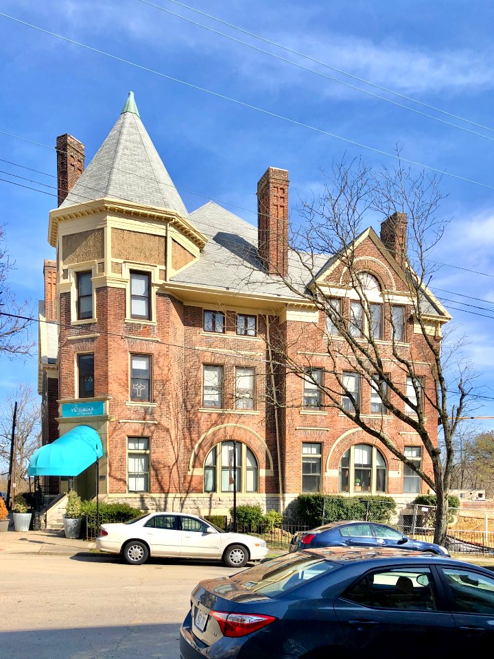 Covington Ladies Home (The Victorian at Riverside), Lickin… 