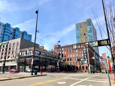 8th Street, Cincinnati, OH 