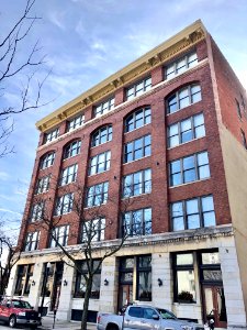 8th Street, Cincinnati, OH 