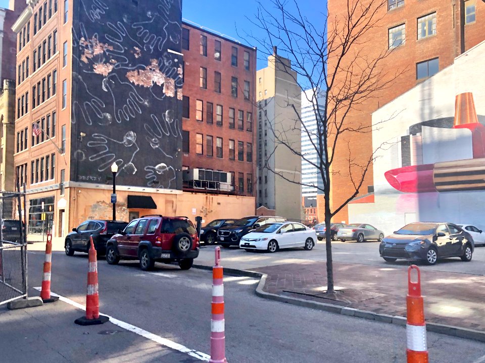 8th Street, Cincinnati, OH 
