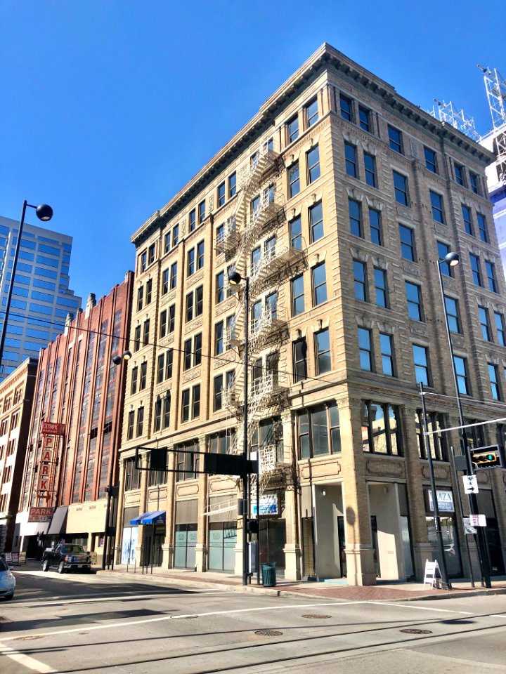 7th Street and Main Street, Cincinnati, OH 
