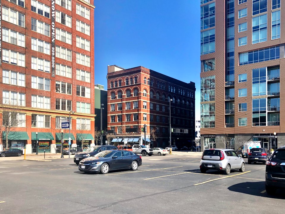 Sycamore Street, Cincinnati, OH 
