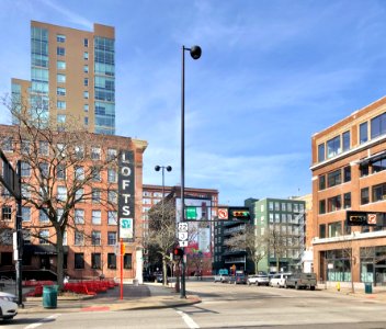 8th Street, Cincinnati, OH 
