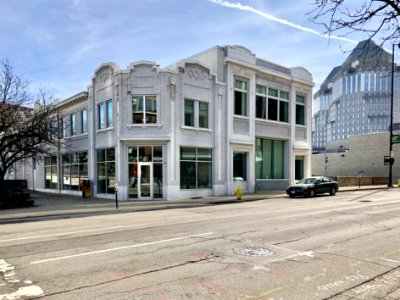 Broadway Street, Cincinnati, OH 