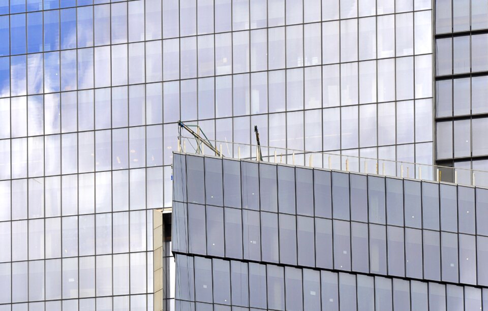 Building modern facade