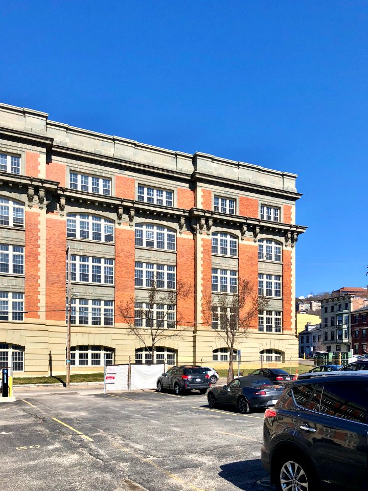 Old Woodward High School (Alumni Lofts), Pendleton, Cincin… 