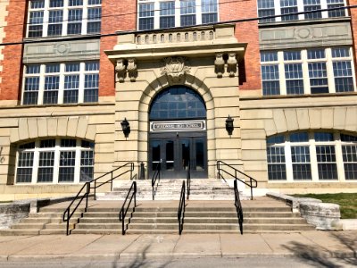Old Woodward High School (Alumni Lofts), Pendleton, Cincin… 