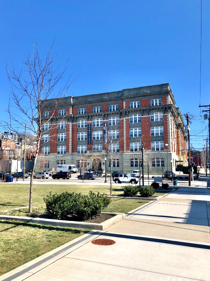 Old Woodward High School (Alumni Lofts), Pendleton, Cincin… 