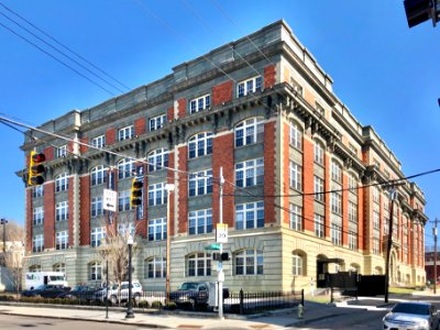 Old Woodward High School (Alumni Lofts), Pendleton, Cincin… 