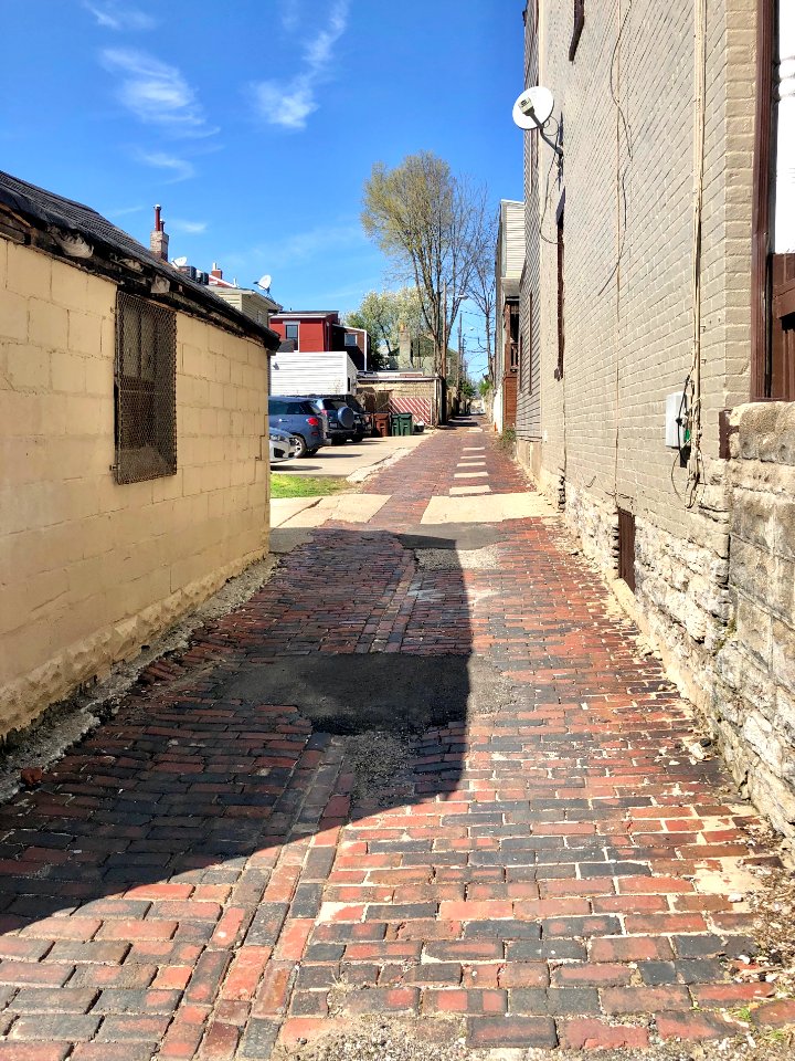 Perry Alley, Mainstrasse Village, Covington, KY 