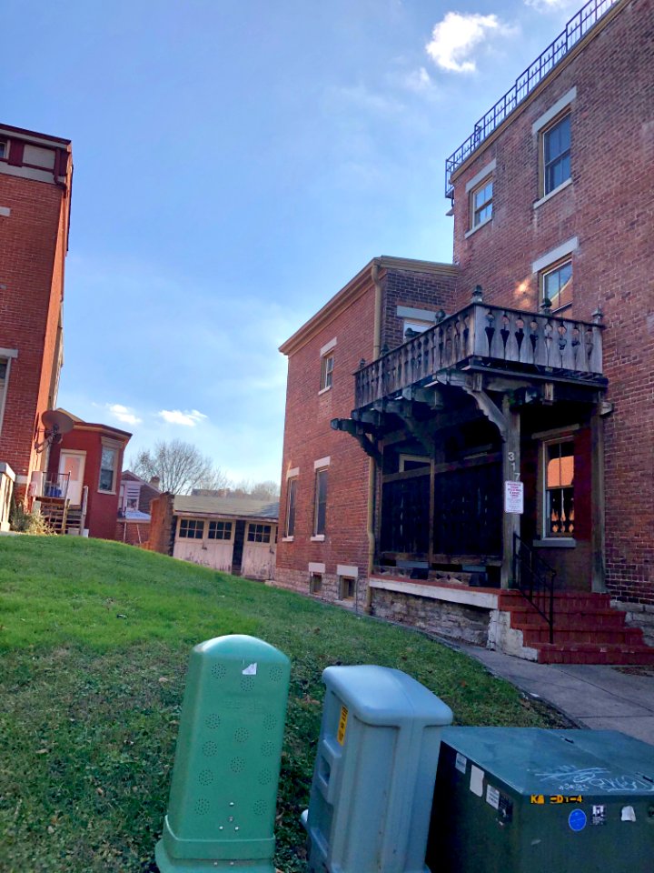 6th Street, Mainstrasse Village, Covington, KY 