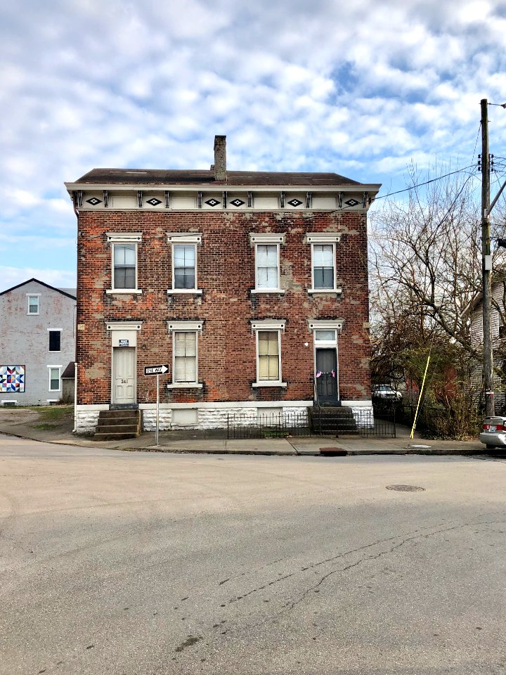 7th Street, Mainstrasse Village, Covington, KY 