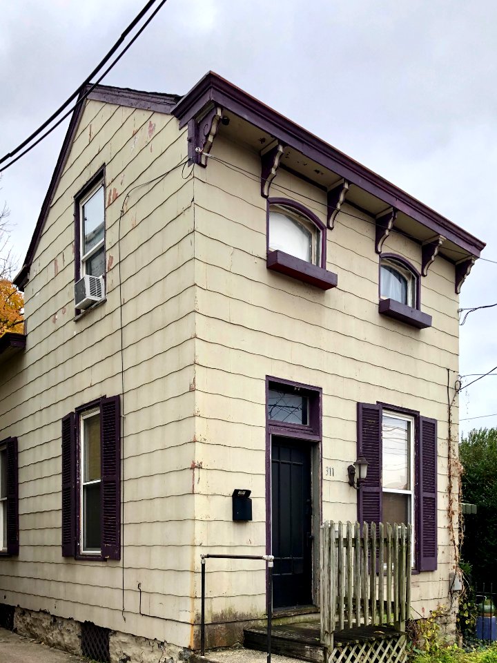 Pershing Avenue, Mainstrasse Village, Covington, KY 