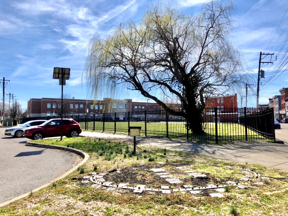 John G Carlisle Elementary School, Mainstrasse Village, Co… 