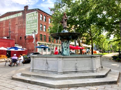 Goose Girl Fountain, George Steinford Park, Mainstrasse Vi… 