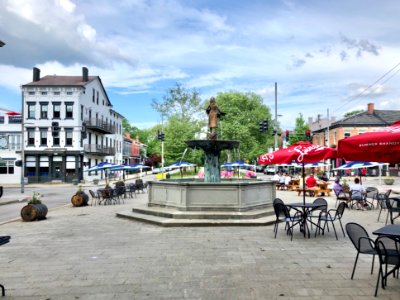 Goose Girl Fountain, George Steinford Park, Mainstrasse Vi… 