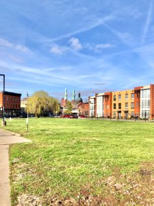 Schoolyard, John G Carlisle Elementary School, Mainstrasse… 
