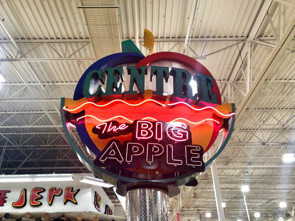 Centre - The Big Apple Sign, Jungle Jim's International Ma… 