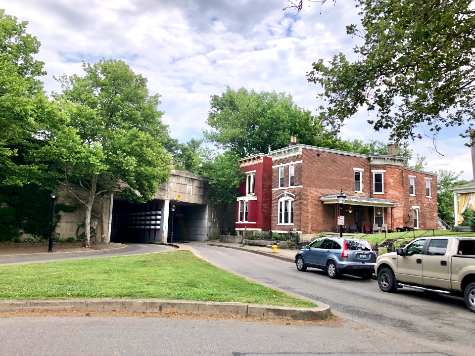 6th Street, Mainstrasse Village, Covington, KY 