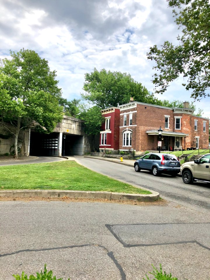 6th Street, Mainstrasse Village, Covington, KY 