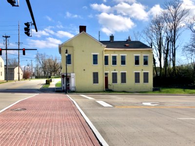 Main Street, Westside, Covington, KY 
