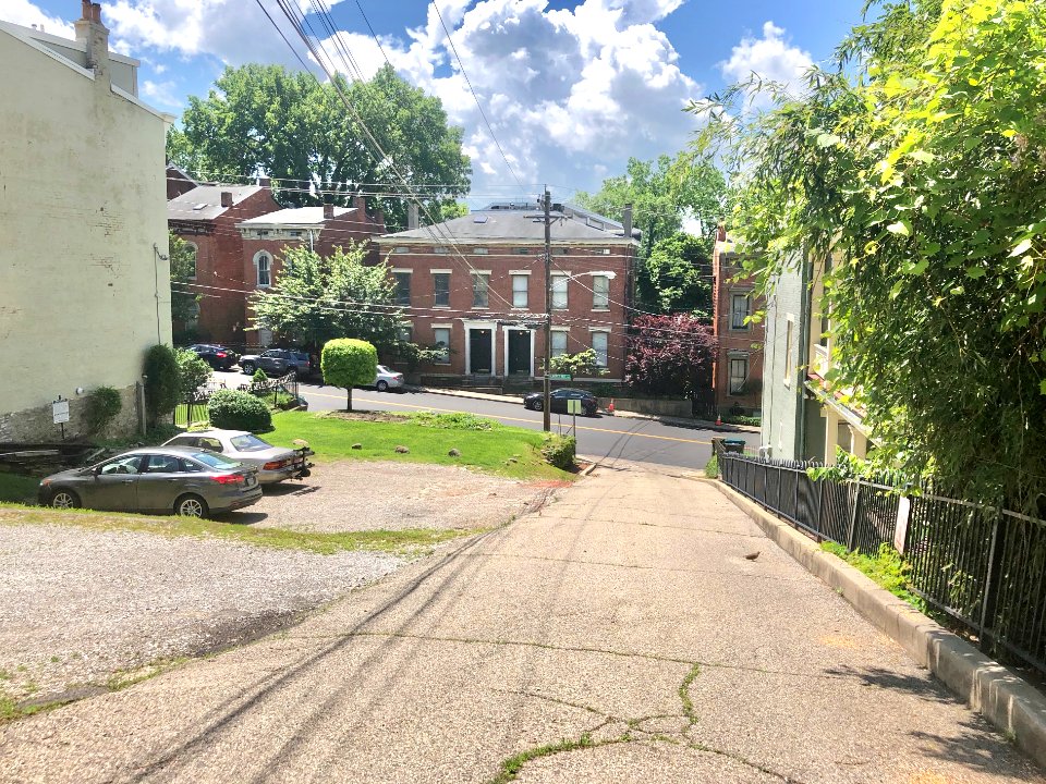 Decker Alley, Prospect Hill Historic District, Mount Aubur… 