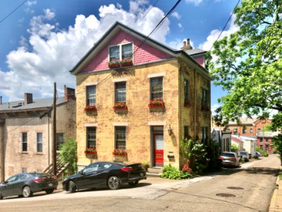 Young Street, Prospect Hill Historic District, Mount Aubur… 