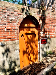 Bunker Alley, Prospect Hill Historic District, Mount Aubur… 