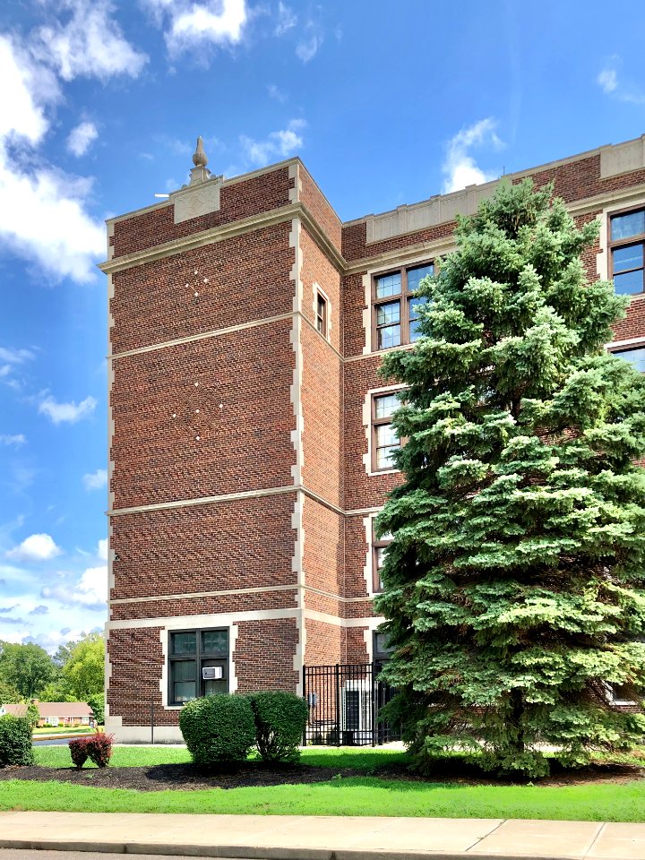 Senior Building, Holmes High School, Wallace Woods, Coving… 