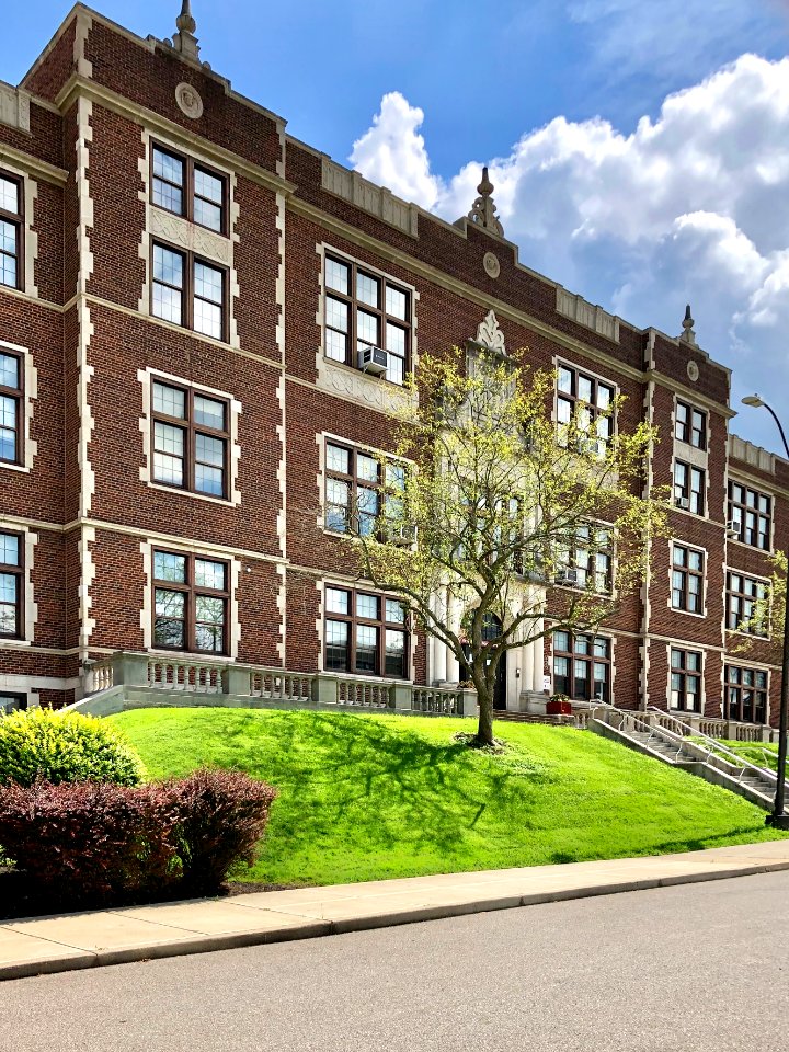 Senior Building, Holmes High School, Wallace Woods, Coving… 