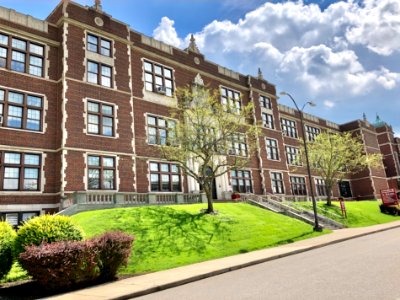 Senior Building, Holmes High School, Wallace Woods, Coving… 