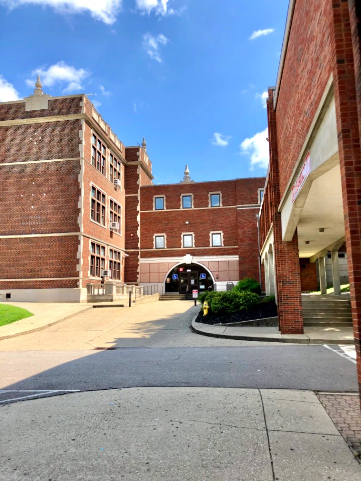 Senior-Administration Building Corridor, Holmes High Schoo… 
