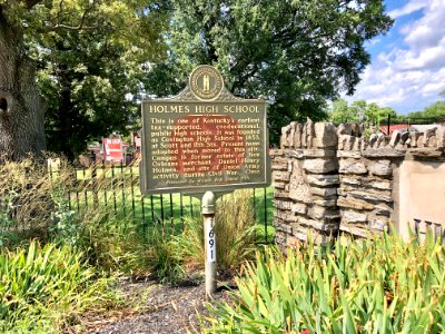 Historical Marker, Holmes High School, Wallace Woods, Covi… 