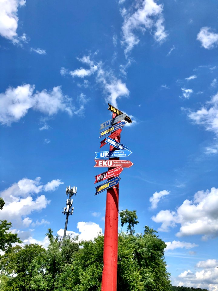 College Signpost, Holmes High School, Wallace Woods, Covin… 