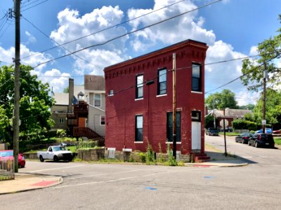 Little Flatiron Building, Parkway Avenue, Botany Hills, Co… 