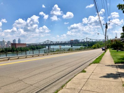 Cincinnati from Highway Avenue, Botany Hills, Covington, K… 