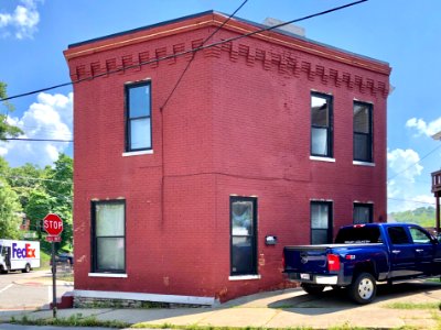Little Flatiron Building, Parkway Avenue, Botany Hills, Co… 