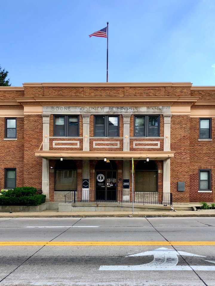 Boone County Deposit Bank Building, Washington Street, Bur… 